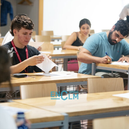 Estudiantes realizando la EvAU en el Campus de la UCLM en Toledo.