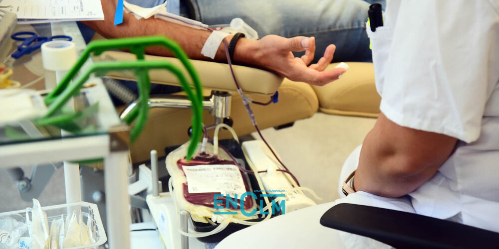 Foto de archivo de una persona donando sangre. Foto: ENCLM/Rebeca Arango.