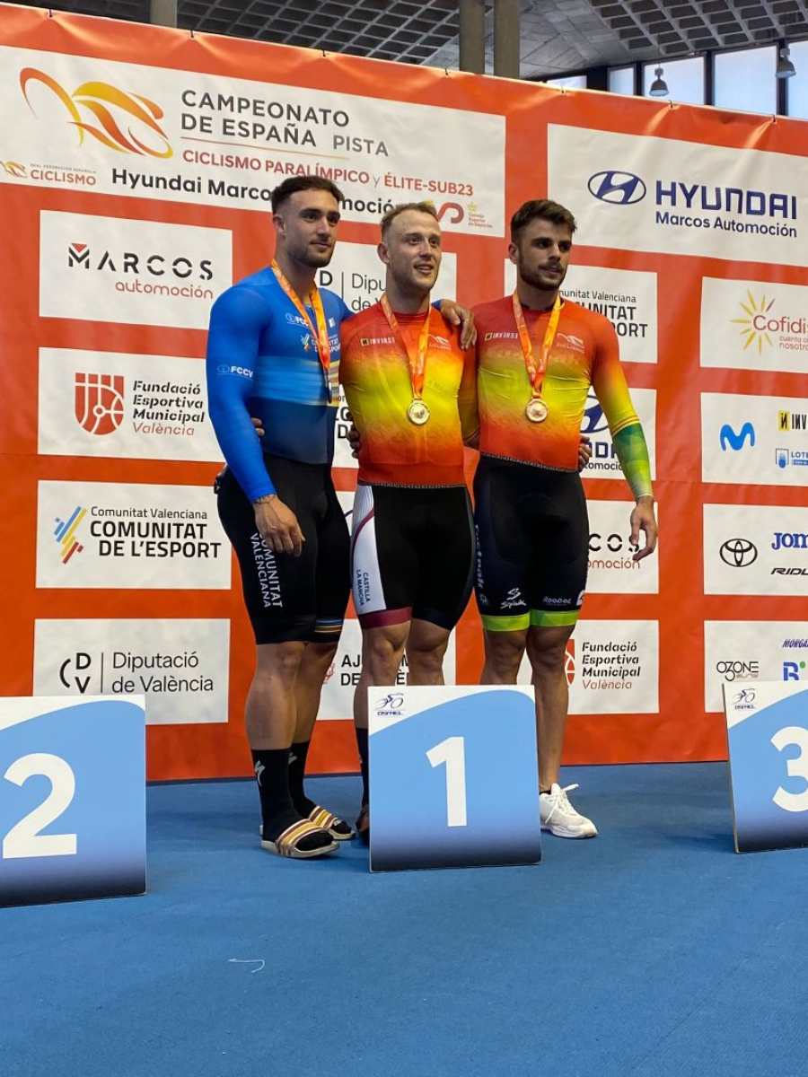 Pepe Morero se imponía en la disputa del oro a Alejandro Martínez. Foto: Federación de Ciclismo de CLM.