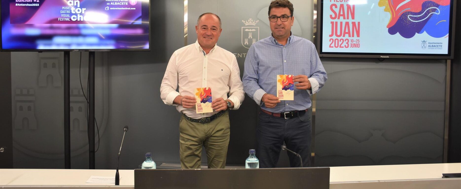 El Ayuntamiento de Albacete acoge la presentación de las actividades por las fiestas de San Juan 2023.