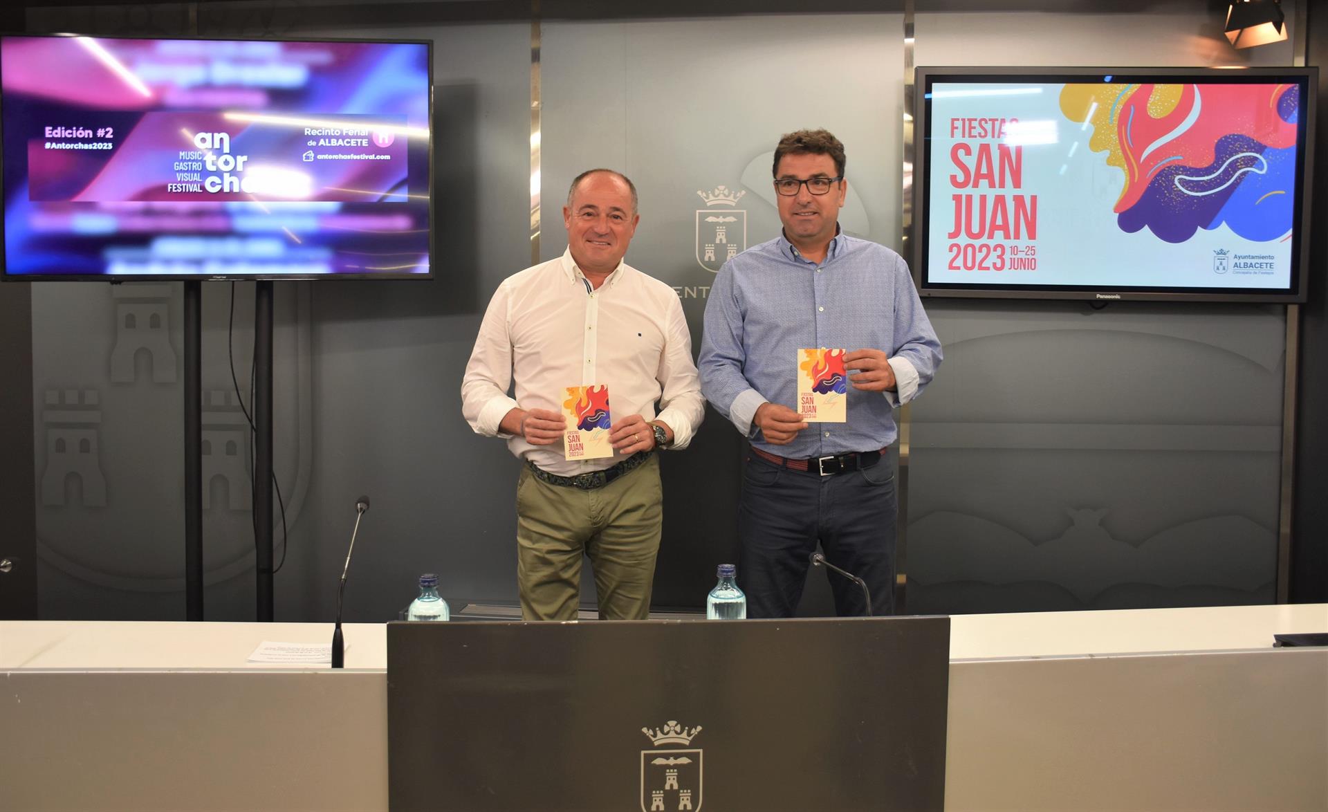El Ayuntamiento de Albacete acoge la presentación de las actividades por las fiestas de San Juan 2023.