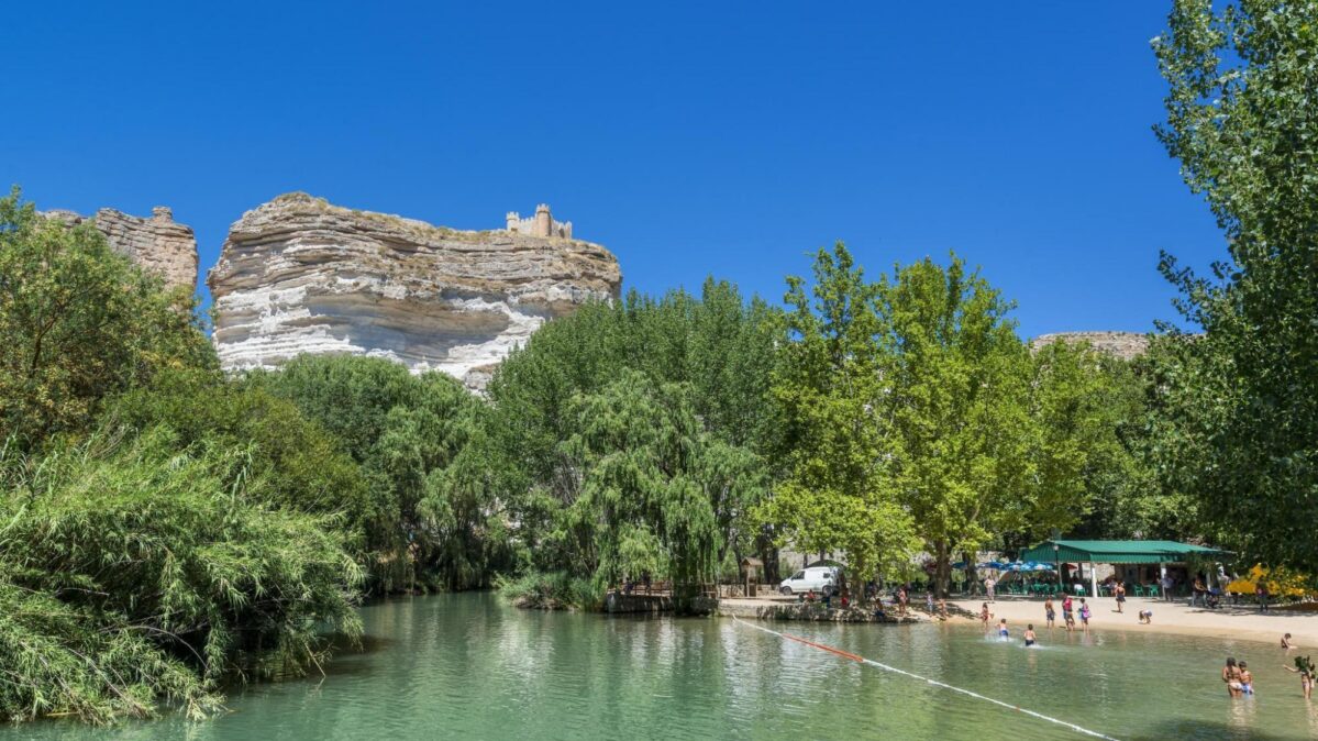 Playa de Alcalá del Jucar. © Turismo de Castilla-La Mancha | David Blázquez.