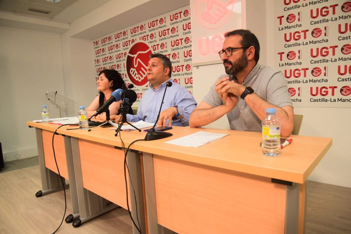 Rueda de prensa conjunta entre UGT y PSOE.