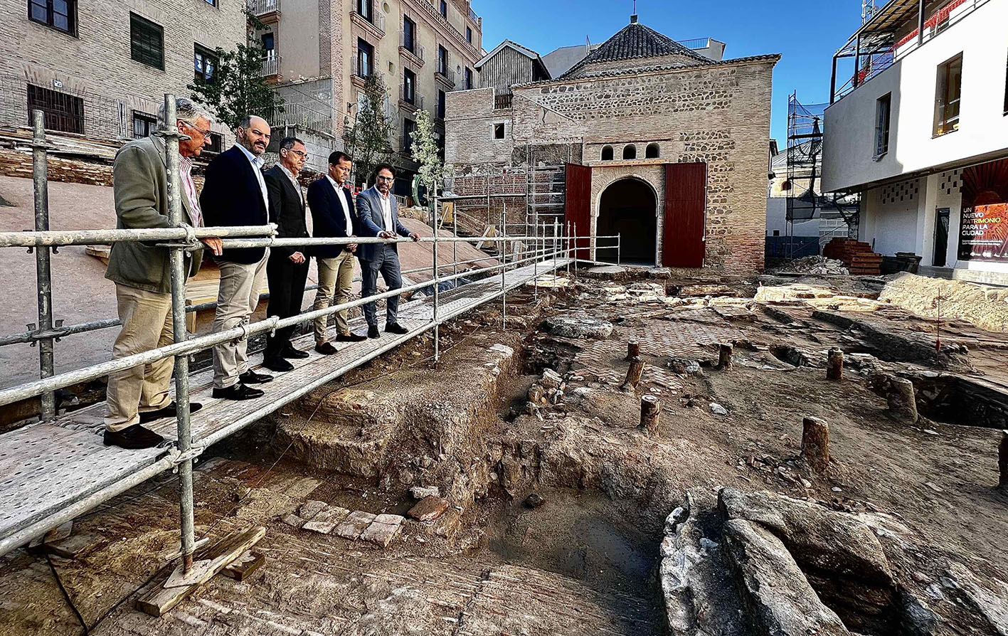 Excavaciones en la plaza del Corral de Don Diego.