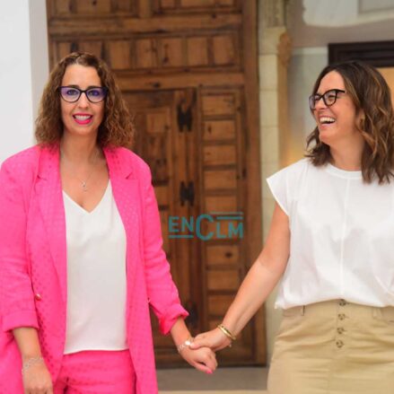 Sara Simón y Paz Padilla