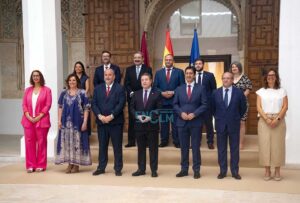 Reunión nuevo Conejo de Gobierno de Castilla-La Mancha consejeros