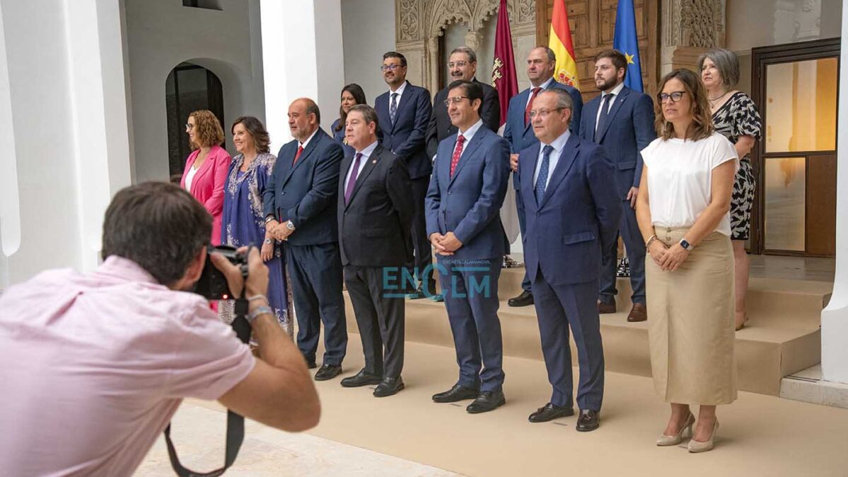 Reunión nuevo Conejo de Gobierno de Castilla-La Mancha consejeros