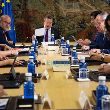 Reunión nuevo Consejo de Gobierno de Castilla-La Mancha consejeros