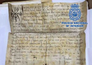 El documento del siglo XII que fue sustraído hace 43 años del Archivo Capitular de la Catedral de Cuenca.