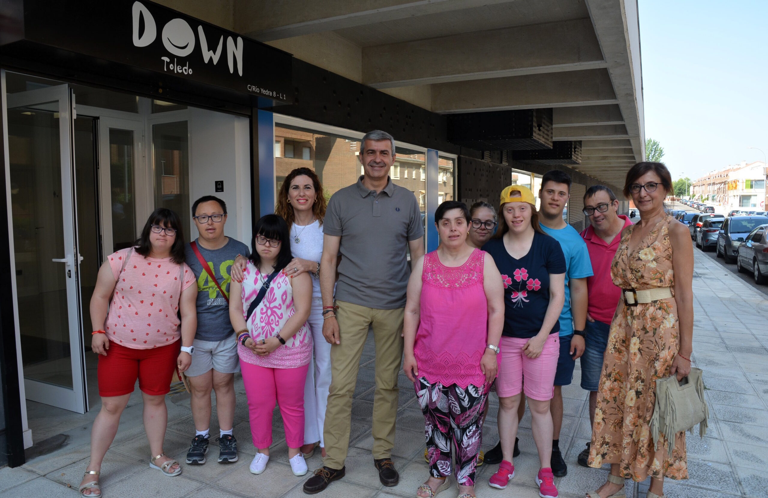 El presidente en funciones de la Diputación de Toledo, Álvaro Gutiérrez, ha visitado las nuevas instalaciones de Down Toledo.