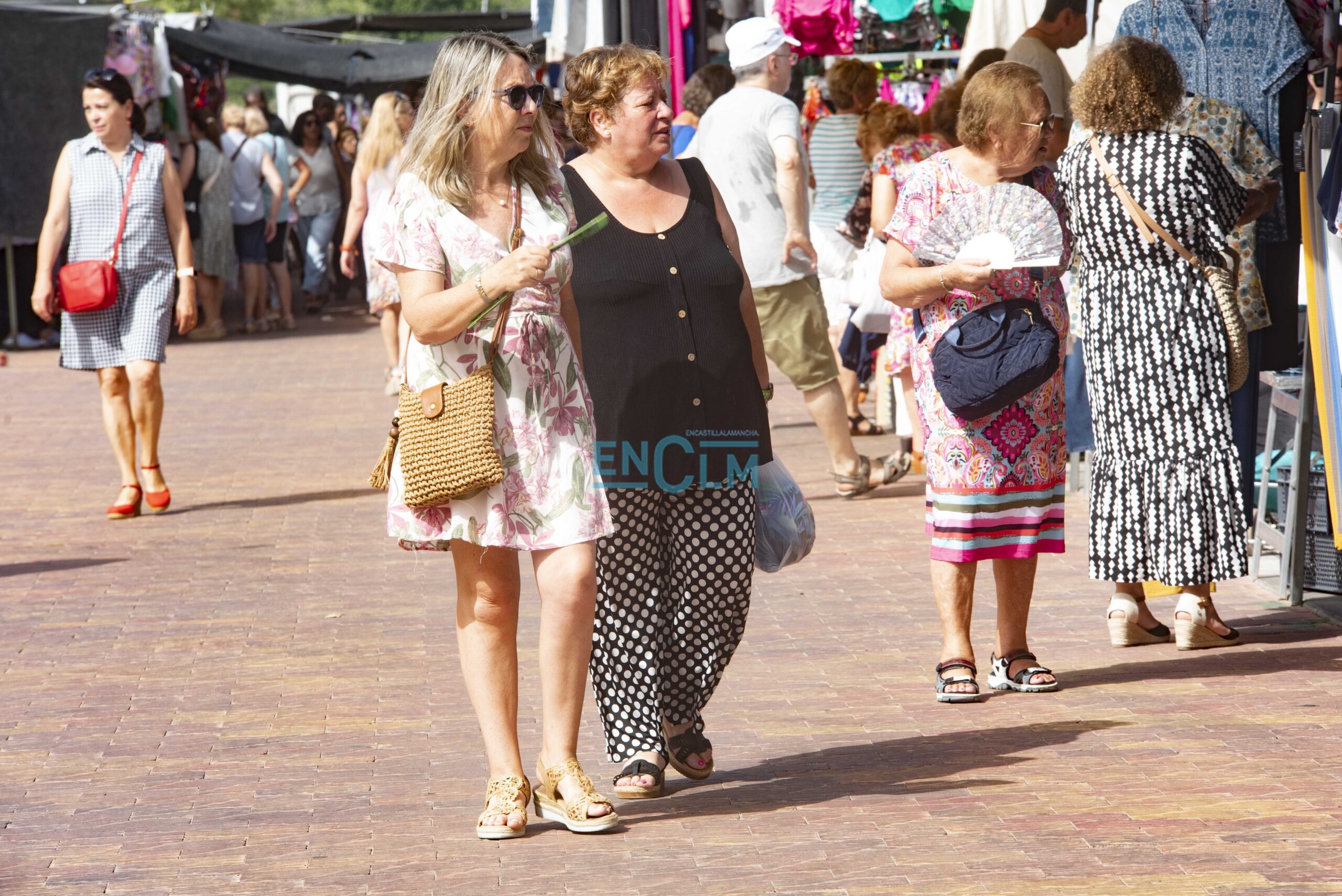 mujeres temperaturas verano