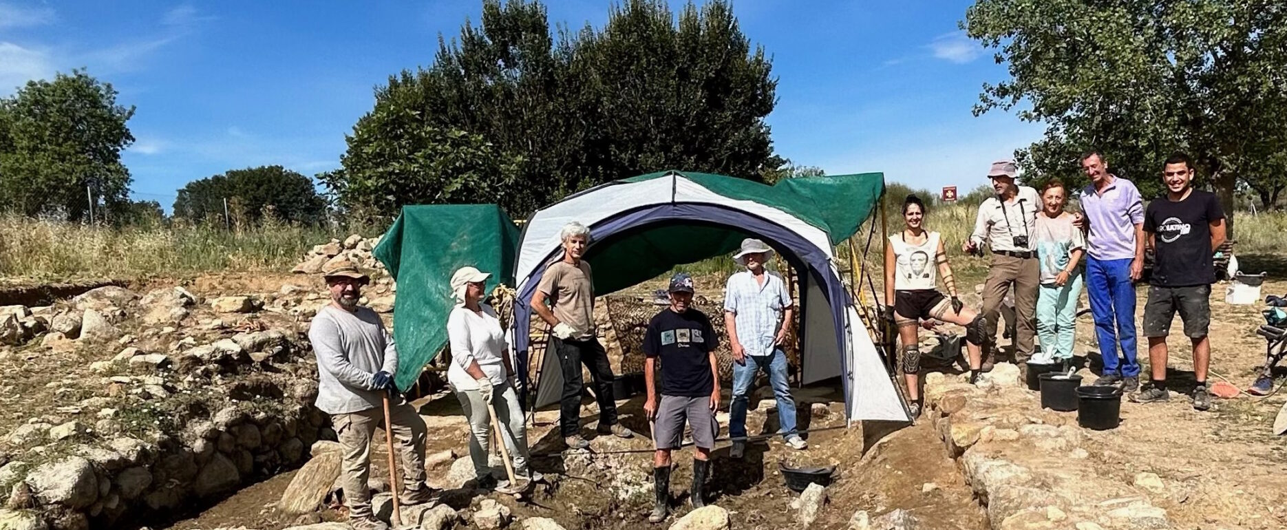Foto de archivo de excavaciones de restos humanos en Guarrazar, en Guadamur (Toledo).
