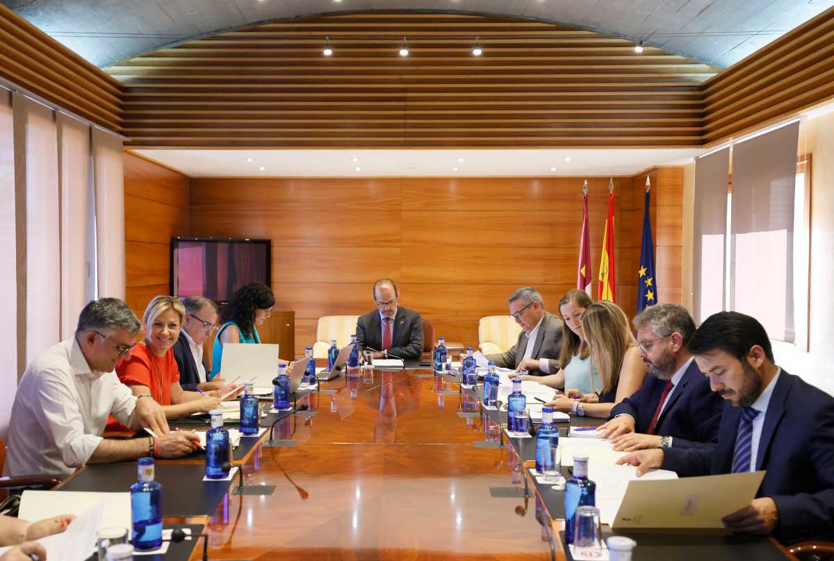 Reunión de la Junta de Portavoces de la Mesa de las Cortes de CLM.