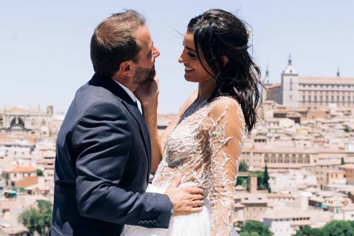 Óscar Torres y Romina Martín, con Toledo al fondo. Foto: Lorena San José.