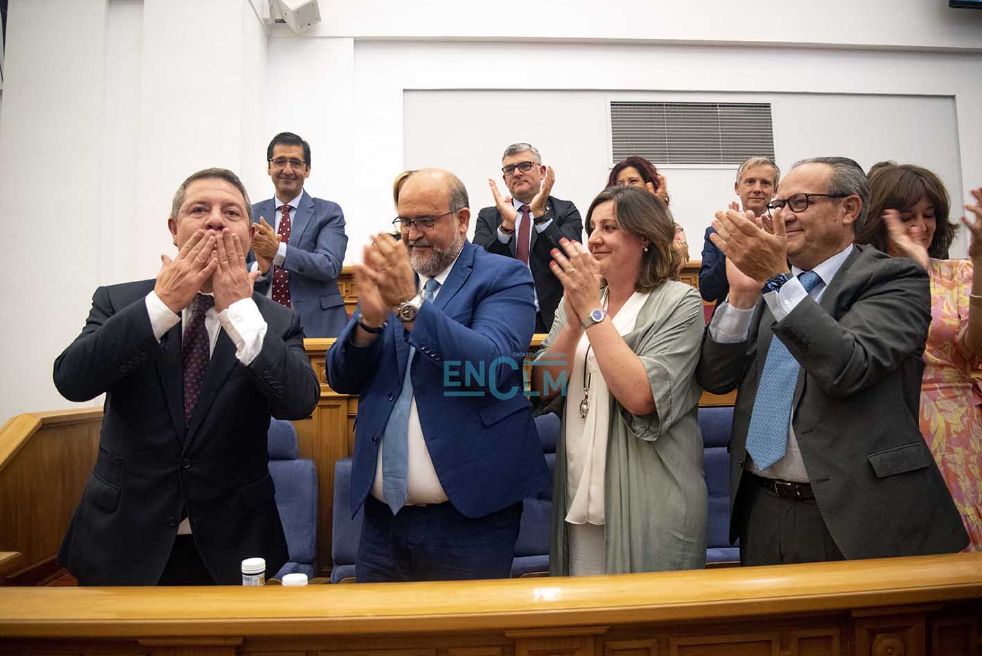Page tras ser reelegido presidente de Castilla-La Mancha. Foto: Rebeca Arango.