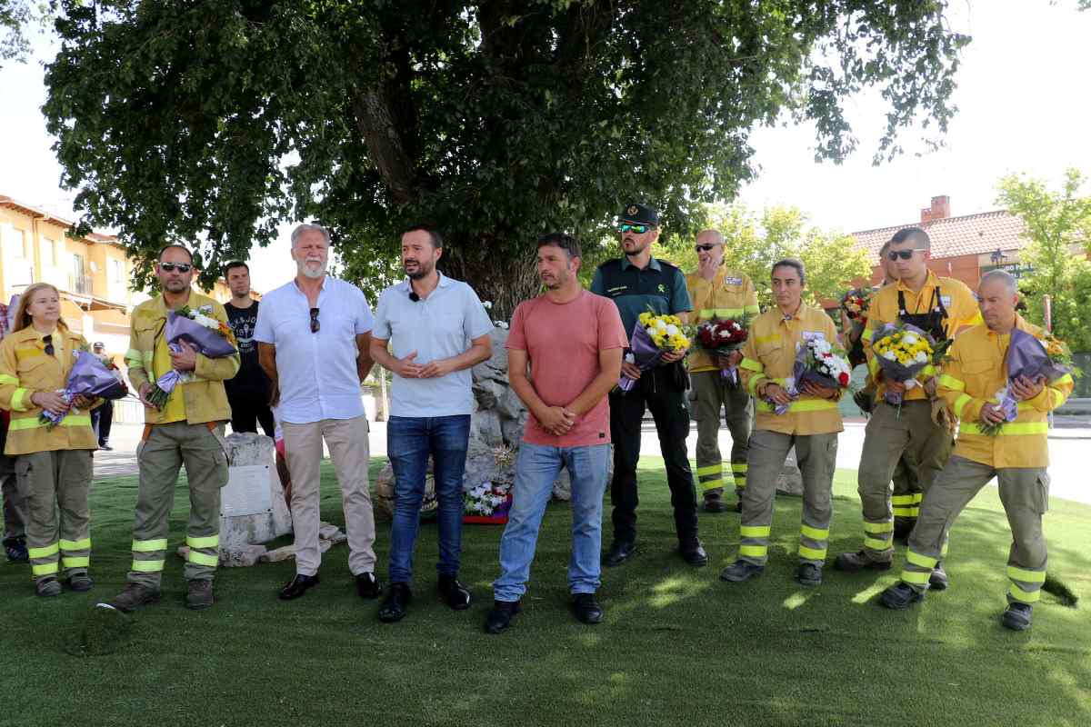 Homenaje en Cogolludo a las víctimas del incendio de Riba de Saelices en 2005.