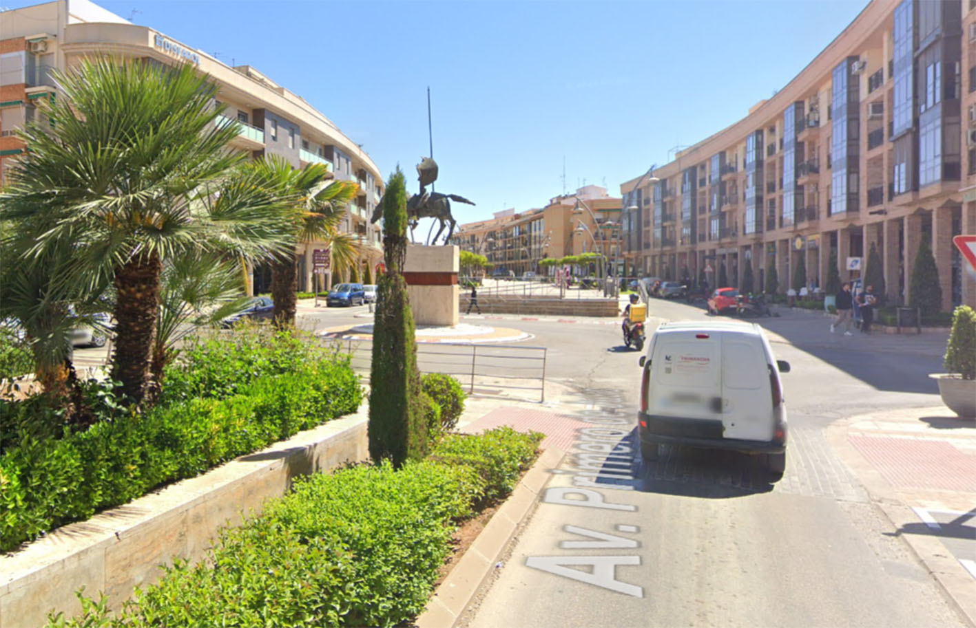 Avenida Primero de Julio, en Valdepeñas (Ciudad Real).
