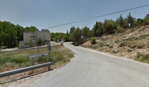 Entrada al centro de formación de Albadalejito, el cadáver se ha encontrado en las inmediaciones.