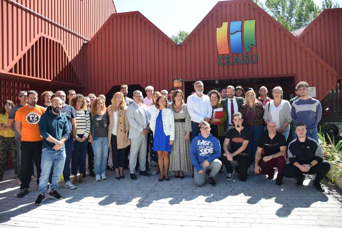 La consejera de Economía, Empresas y Empleo inaugura en Guadalajara la jornada de Formación en el Ámbito Laboral