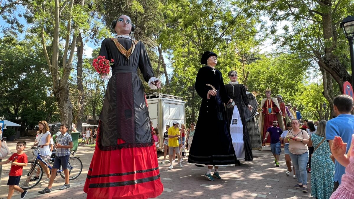 Gigantes y Cabezudos en las Ferias y Fiestas de Guadalajara