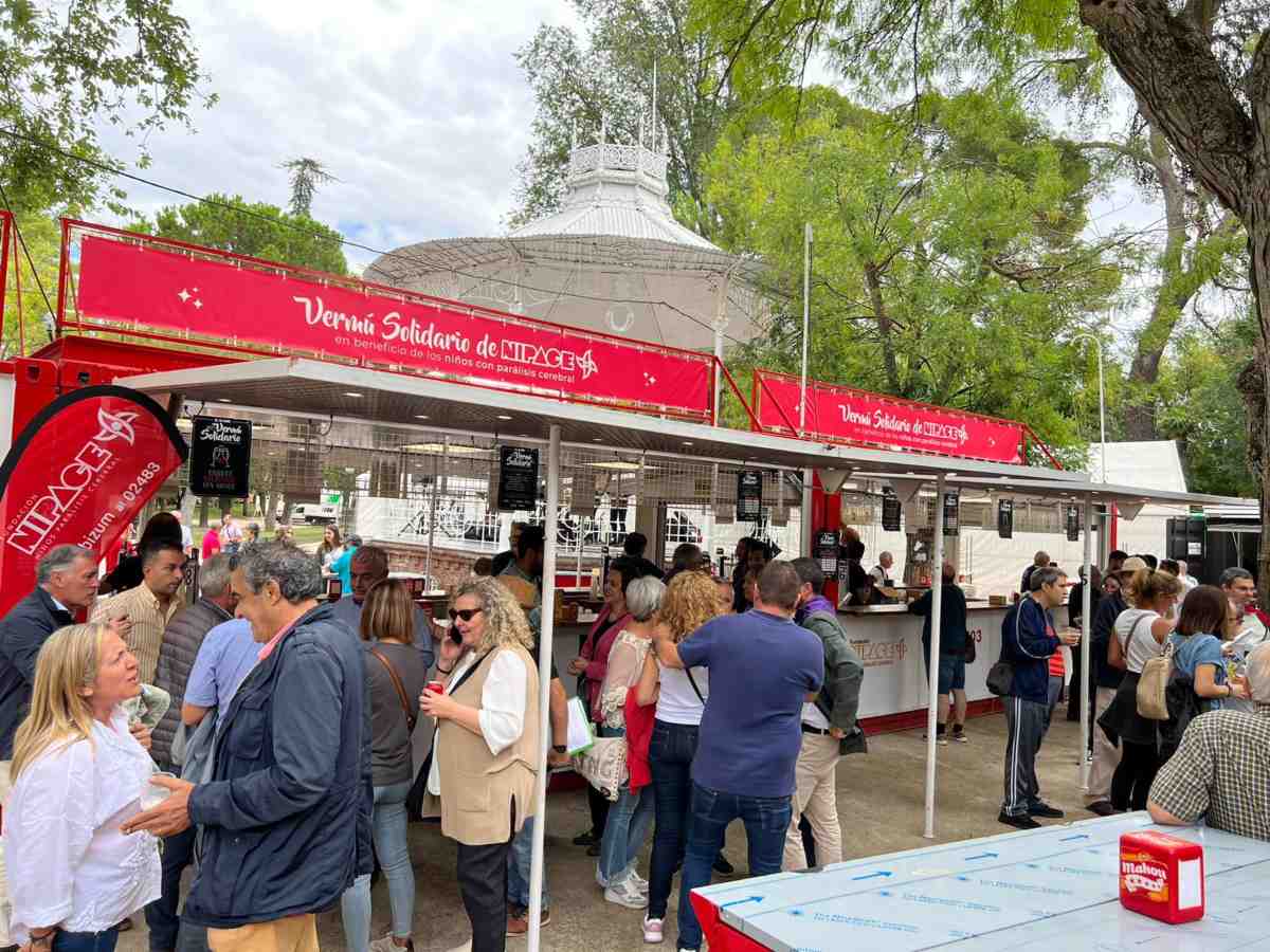 Vermú solidario Nipace en Guadalajara