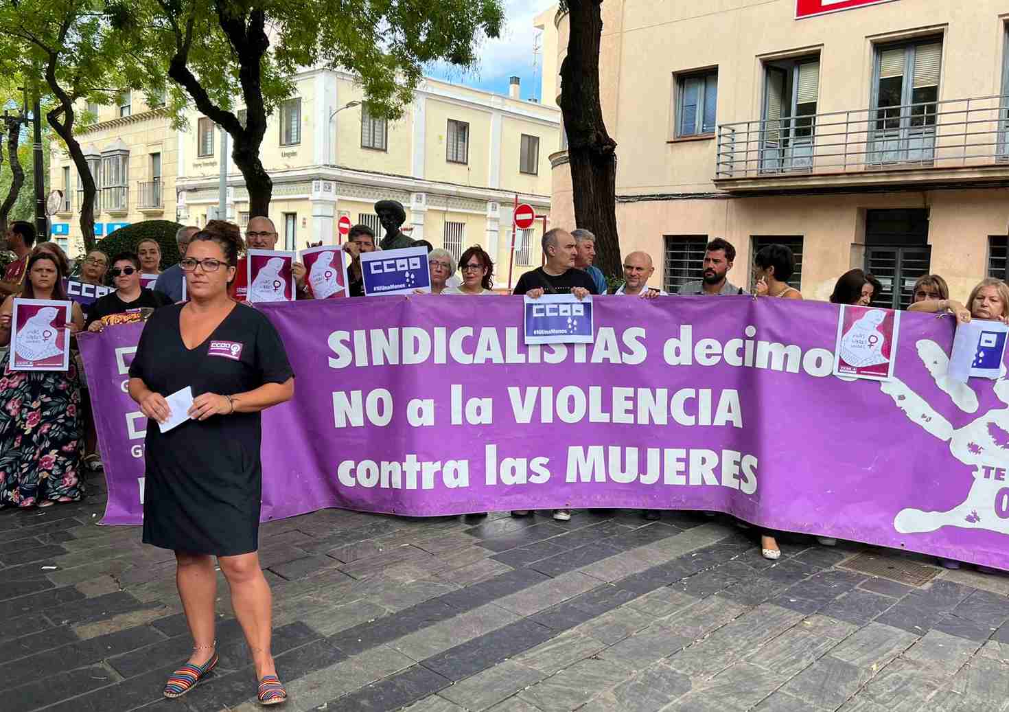 Concentración en Guadalajara para reivindicar el nombre de los Puntos Violeta en Guadalajara