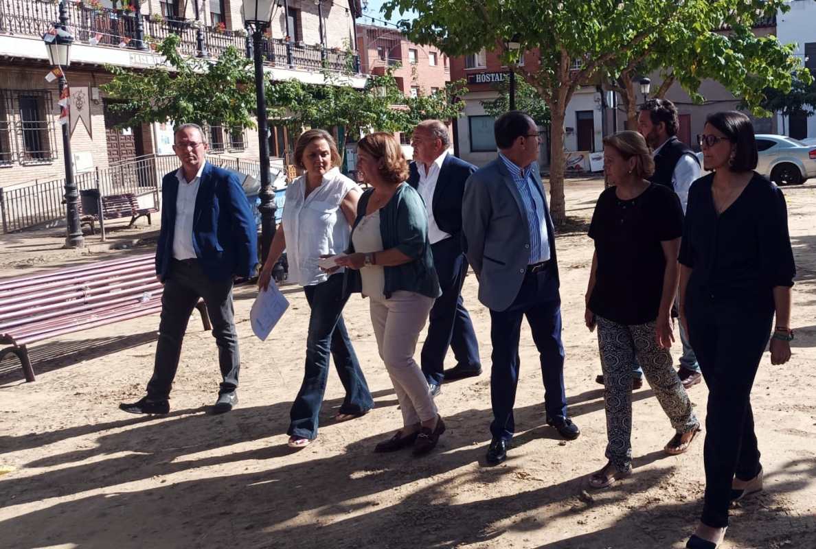 Parte del equipo de gobierno provincial visitó Mocejón.