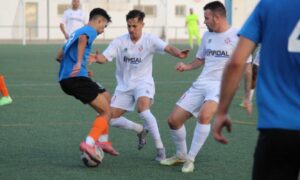 Arranca la fiesta liguera del fútbol modesto. Foto: FFCM.