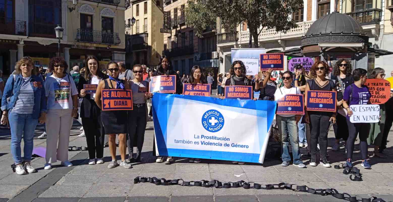 Concentración contra la trata de Médicos del Mundo en Toledo.