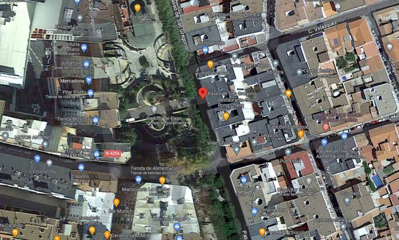 Paseo de San Gregorio de Puertollano, donde moría una mujer al caer desde el balcón de su casa. Imagen: Google Maps.