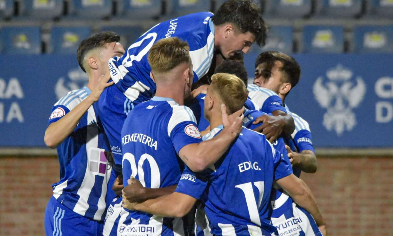 El Talavera confirmó su buen momento accediendo a las semifinales de la Copa Federación. Foto: FFCM.