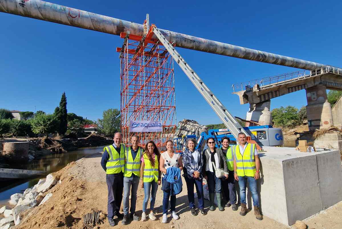 Imagen del viaducto de Picadas que está siendo reparado.