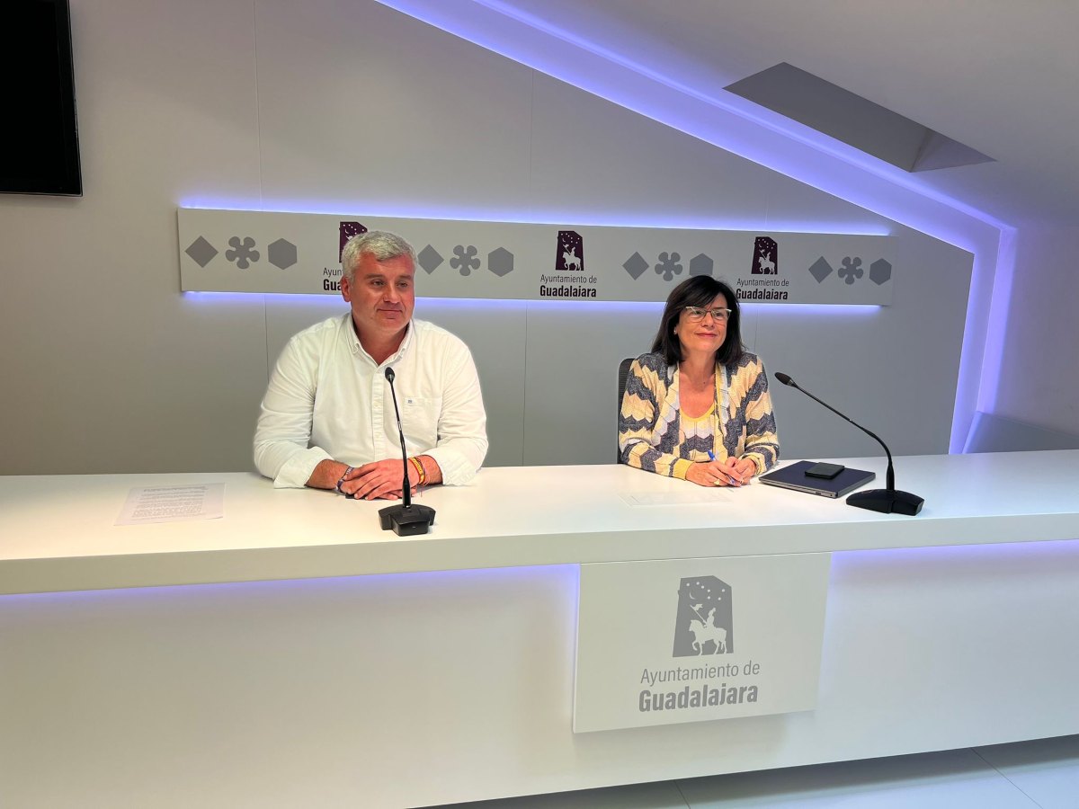 Alfonso Esteban e Isabel Nogueroles informan de los acuerdos de la Junta de Gobierno de Guadalajara
