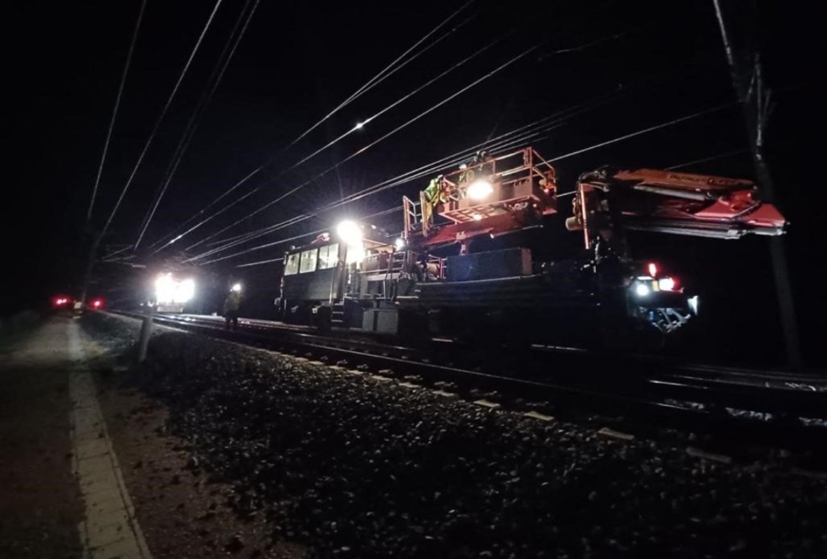 Ya está restablecido el servicio de tren entre Madrid y Valencia y Murcia. Foto: EFE.