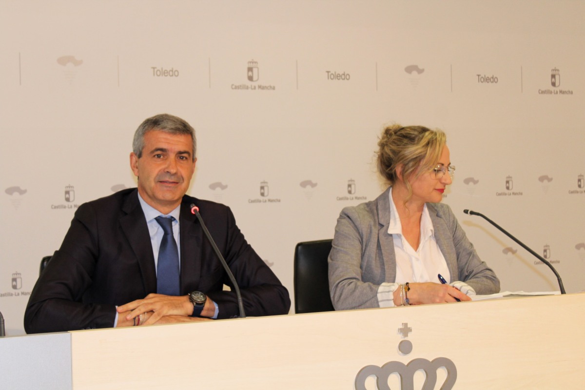 Álvaro Gutiérrez y Silvia Fernández desgranaron la parte de los Presupuestos de CLM destinados a la provincia de Toledo.