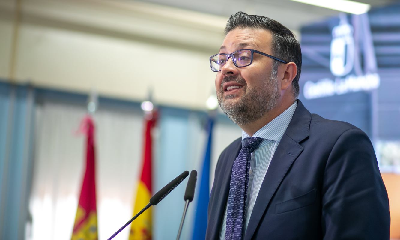 El consejero Amador Pastor asistió a la Inauguración del nuevo pabellón polideportivo del IES ‘Octavio Cuartero’ y el IES ‘Virrey Morcillo’, en Villarrobledo.