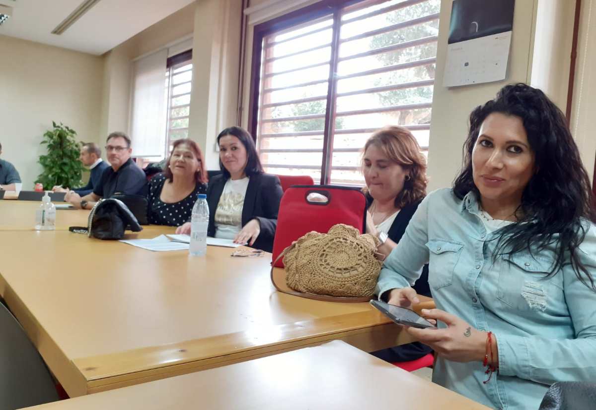 Reunión en la que se acordó el fin de la parcialidad.