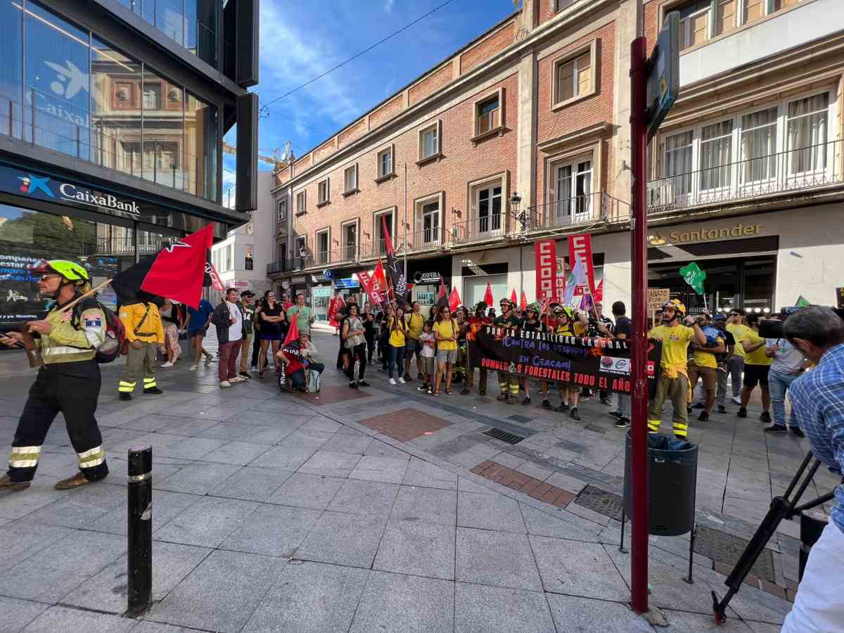 Concentración trabajadores de Geacam en Guadalajara