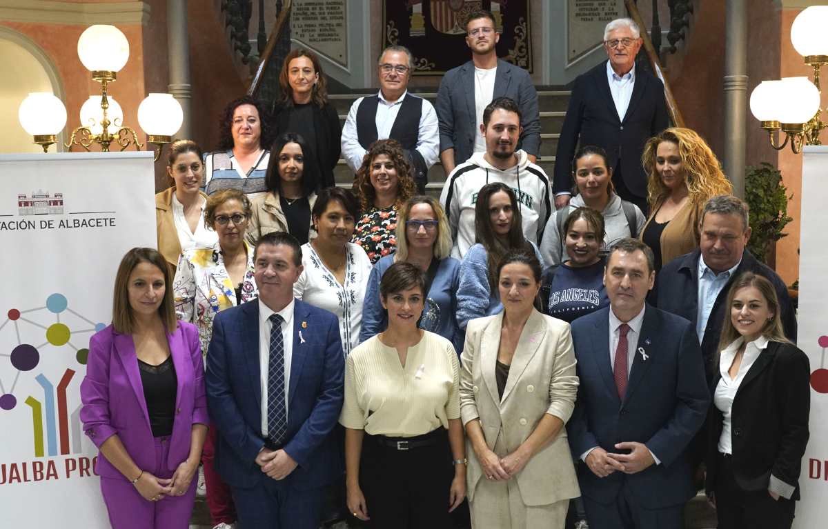 En la jornada han estado Isabel Rodríguez, ministra portavoz; Francho Tierraseca, delegado del Gobierno en CLM; y Santiago Cañabero, presidente de la Diputación de Albacete.