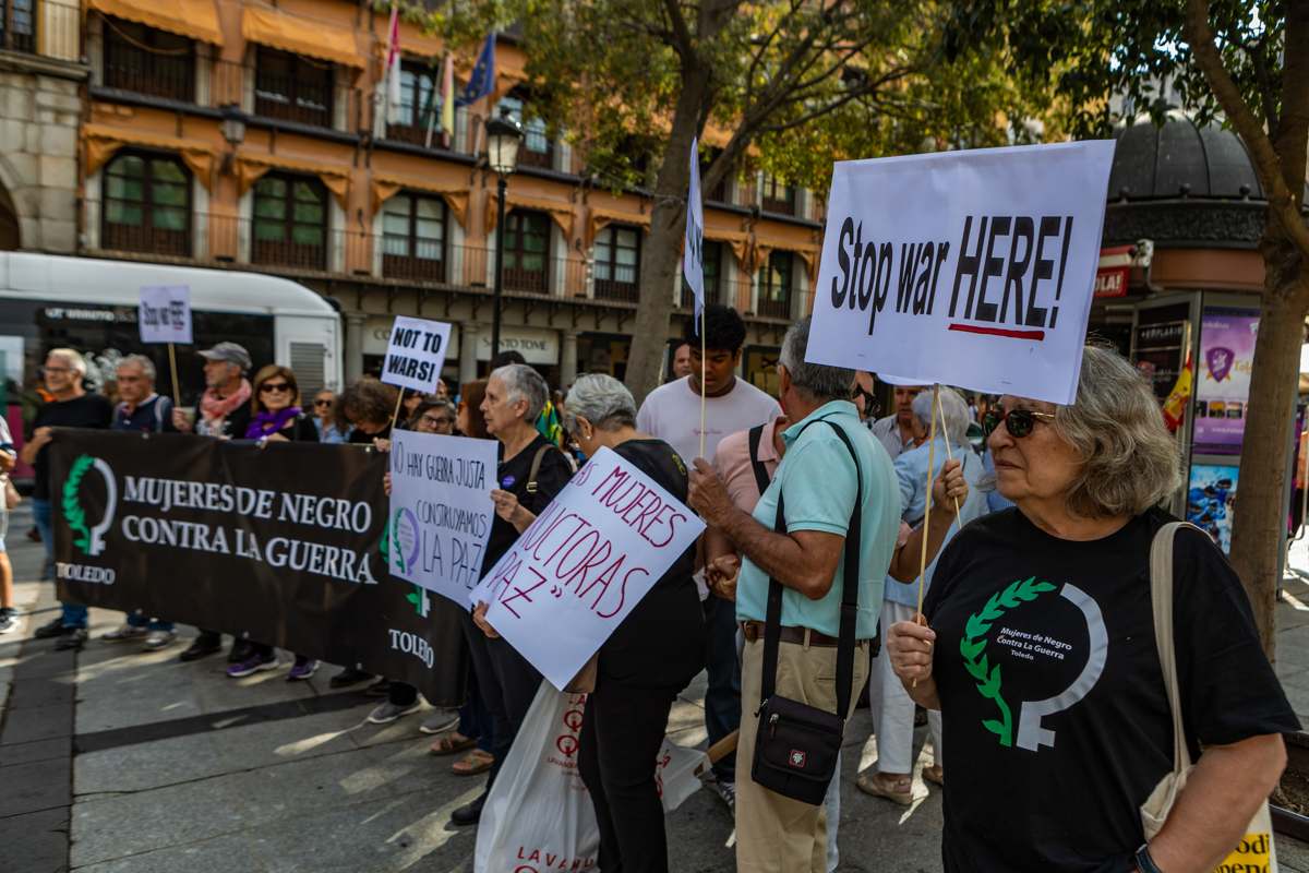 Las manifestantes condenan los atentados de Hamás pero claman contra el "apartheid palestino". Foto: EFE.