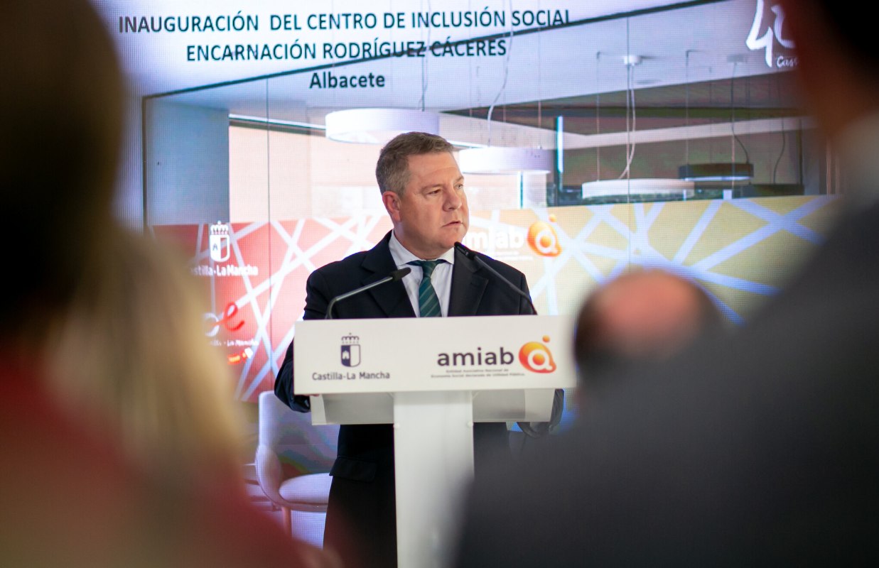Page, durante la inauguración del nuevo centro de inclusión social de Amiab, que ya se llama Encarnación Rodríguez.