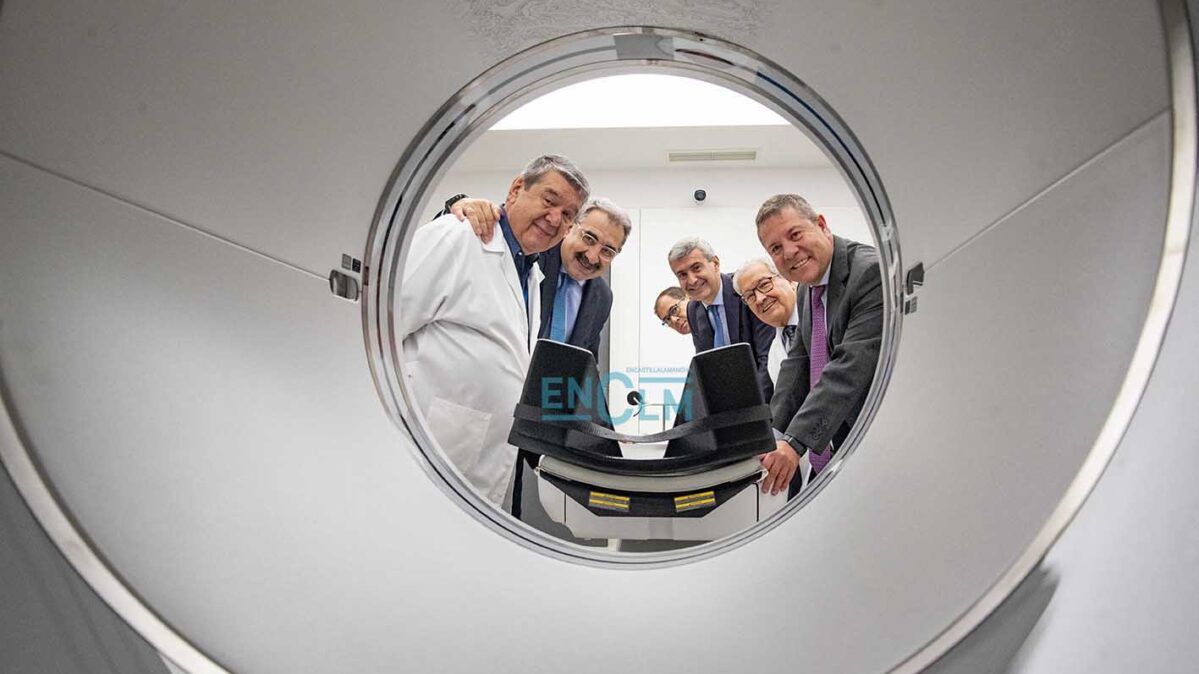 Page ha visitado las nuevas instalaciones de Medicina Nuclear del Hospital de Toledo