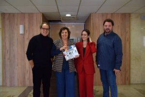 Imagen de la visita de la Junta de CLM al rodaje de "Las abogadas".