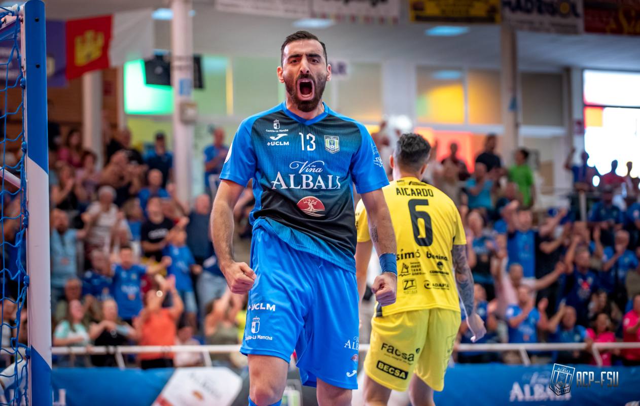 Ahmad Abbasi, del Viña Albali Valdepeñas, llamado por la Selección iraní. Foto: @aurecape.