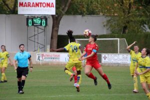 Jugada del último partido de liga de Quesos La Casota La Solana.