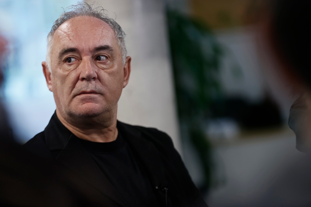 Ferran Adrià inauguró en Toledo el 'Curso Intensivo de Gestión en Restauración’. Foto: EFE.