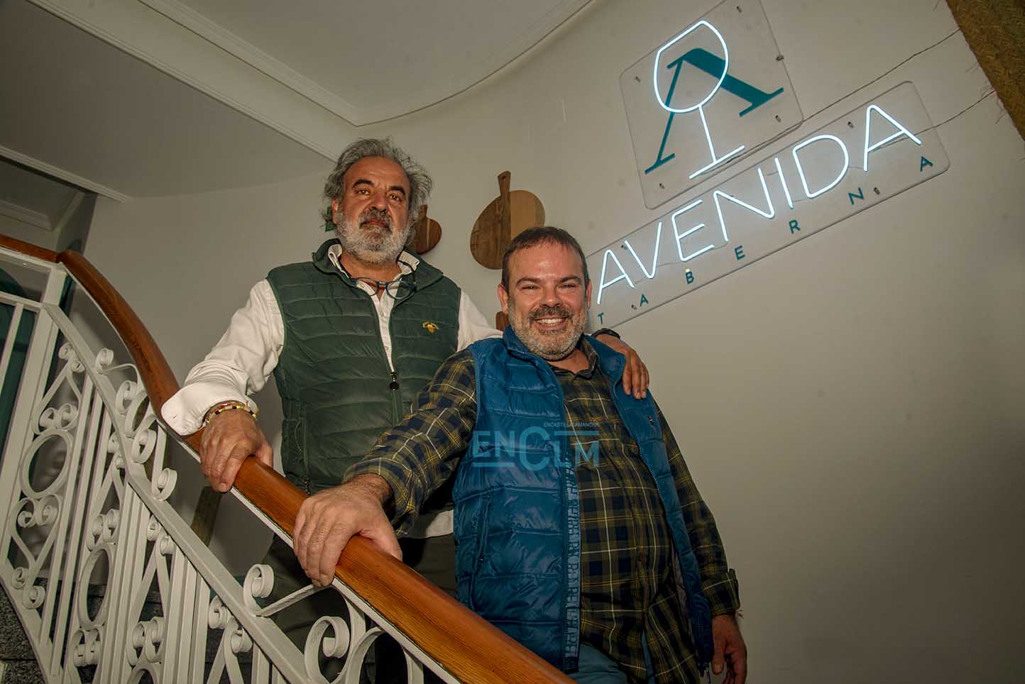 Luis Maroto y Raúl Sánchez, regentes de la nueva taberna "Avenida"