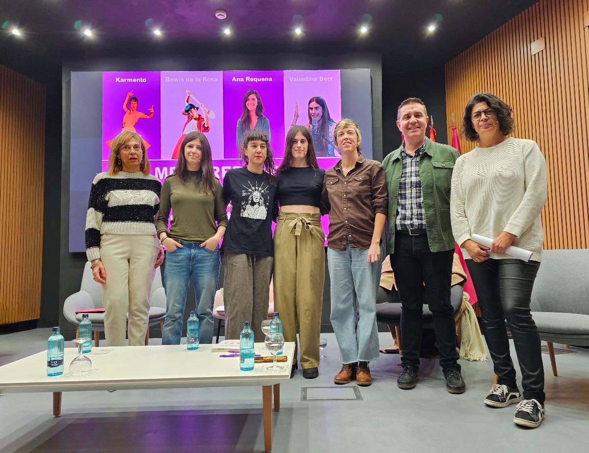 Mesa Redonda sobre discriminación y violencia hacia las mujeres en el periodismo, la cultura y el deporte