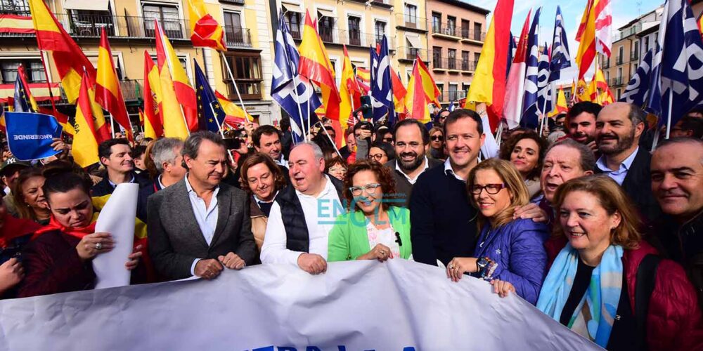 Manifestación contra la amnistía en Toledo. Foto: Rebeca Arango.