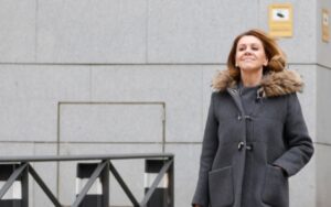 Cospedal, a su entrada en la Audiencia Nacional. Foto: EFE.